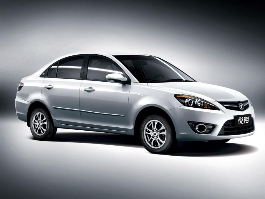  ChangAn Yuexiang 2012 года  (фото 1 из 2)